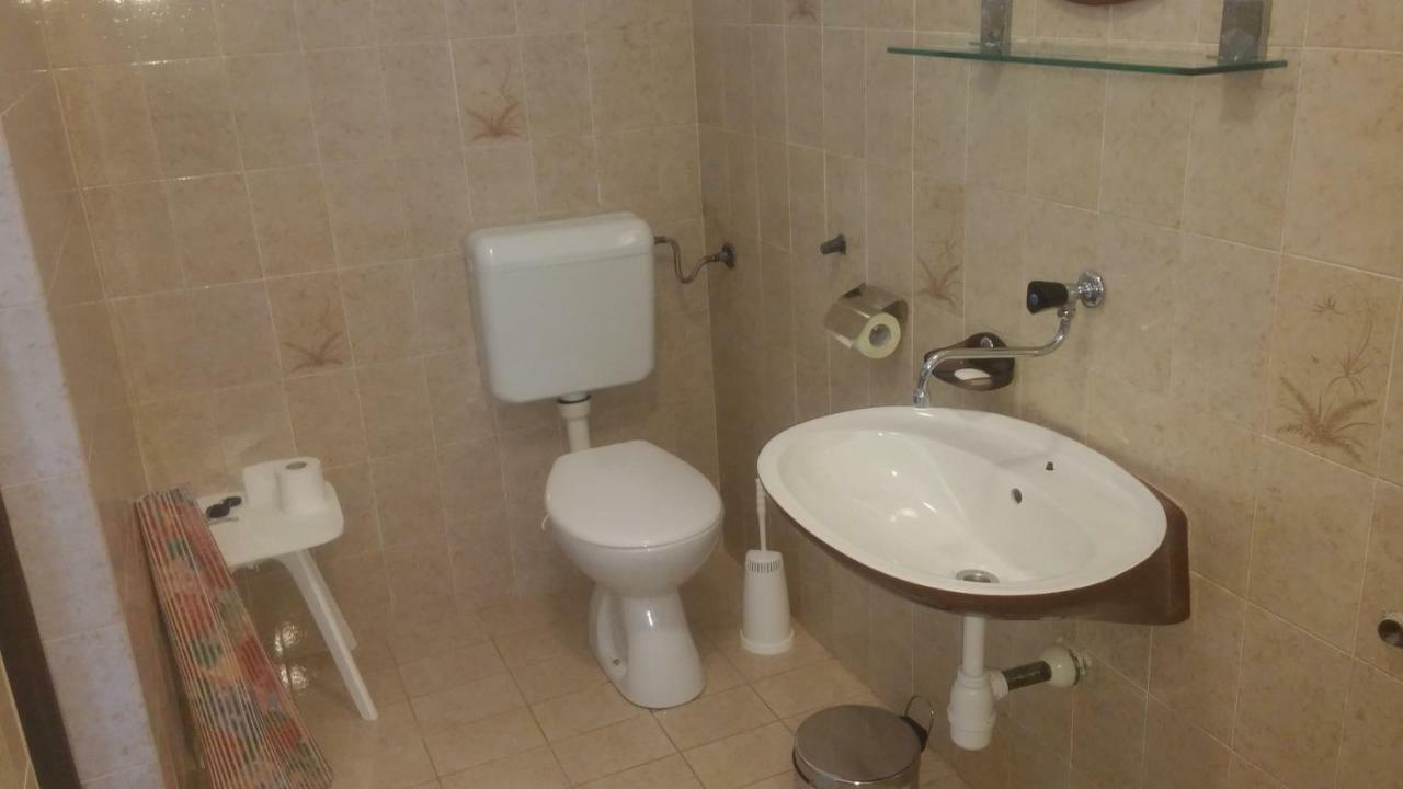 Apartman Frketic Zaboric Eksteriør bilde